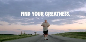 Ejemplo de la campaña "Find your greatness" de Nike con un storytelling motivador para la audiencia.