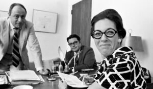 Phyllis Robinson y su equipo de trabajo.