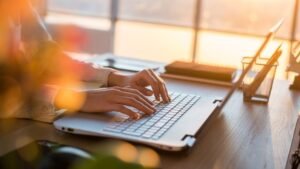 Los copywriters impulsan tu marca con su creatividad.