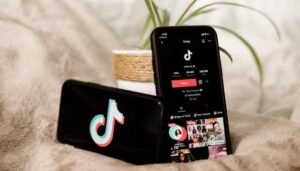 Una buena estrategia de copywriting en Tik Tok te hará destacar con tu audiencia.