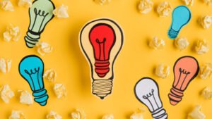 La técnica de brainstorming o lluvia de ideas nos ayuda a fortalecer a desarrollar nuestras ideas.