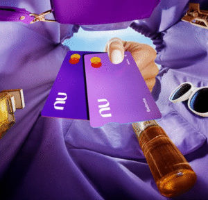 Nu apuesta por un diseño claro y monocromático para sus publicaciones en social media.